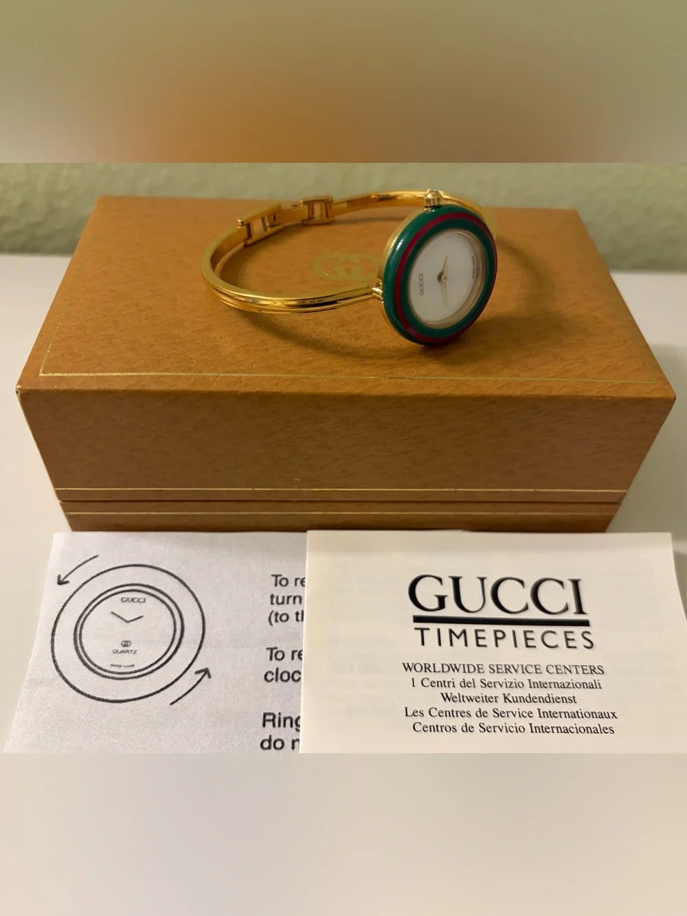 Near Mint~Gucci Interchangeable Bezel Bangle Bracelet Watch with Box/Paper